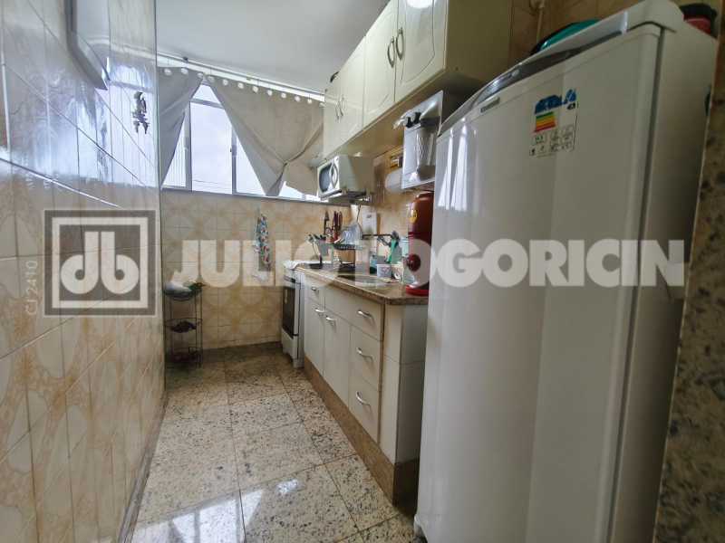 JBI37781 9. - 9