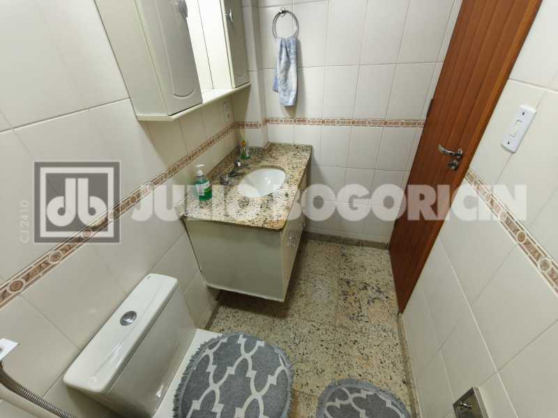 JBI37781 14. - 14