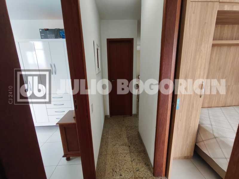 JBI37781 15. - 15