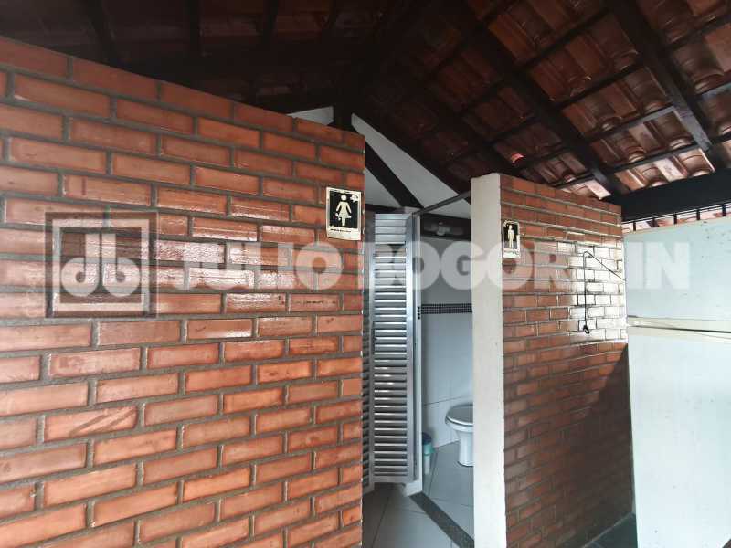JBI37781 30. - 30