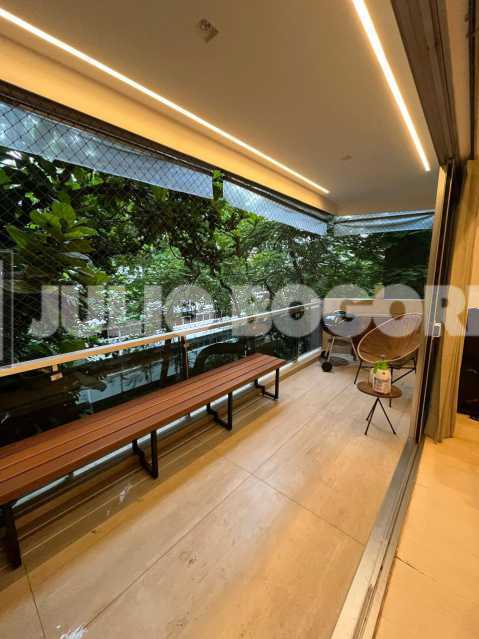 WhatsApp Image 2025-10-08 at 4 - 1