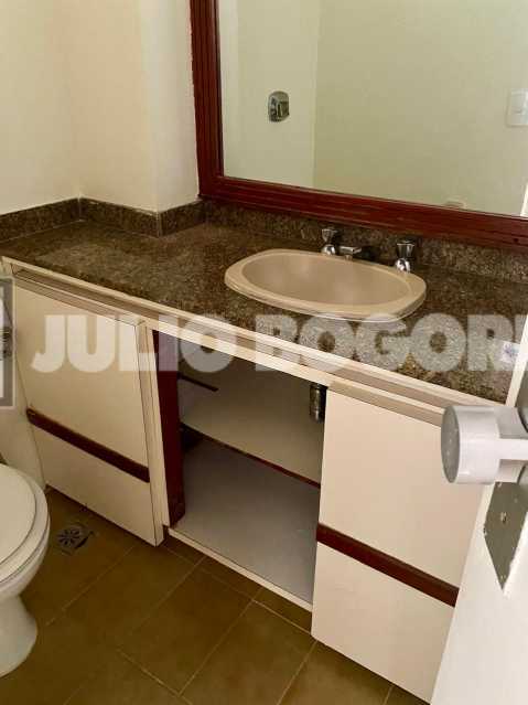 WhatsApp Image 2025-10-09 at 3 - 15