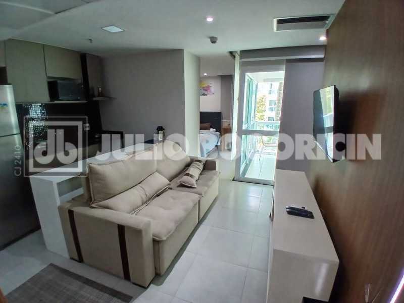 3e7ff296-27ba-417d-a420-e8fd67 - 8