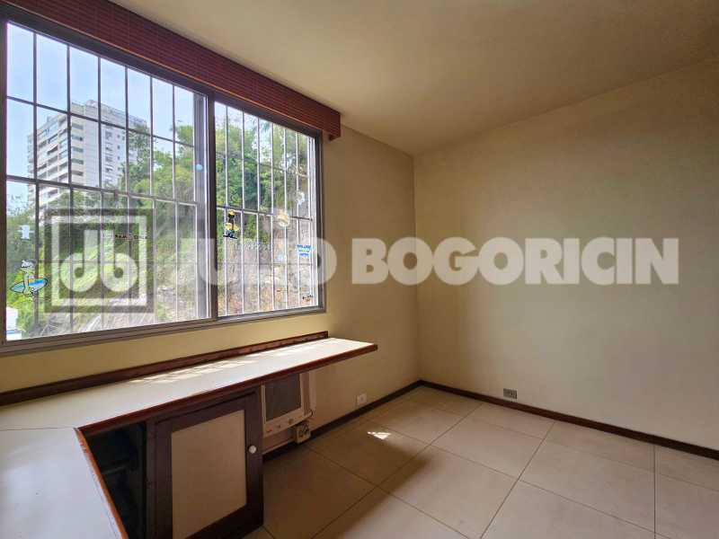 cdc037e9-66eb-4392-aaff-fee79c - 15