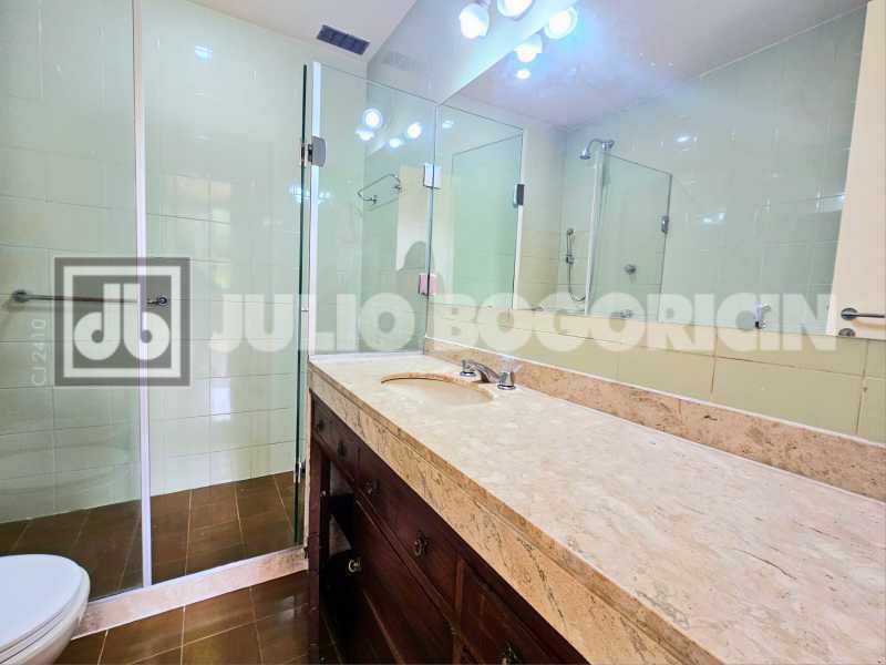 e1b07b4d-8822-47b5-8064-bd7b12 - 13