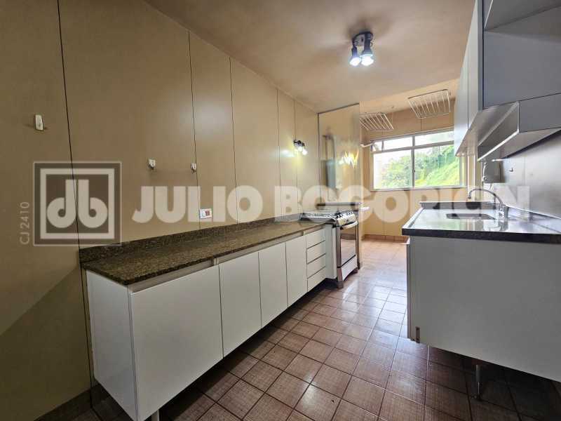 eda21452-b946-423a-9ffa-9b3dc6 - 19