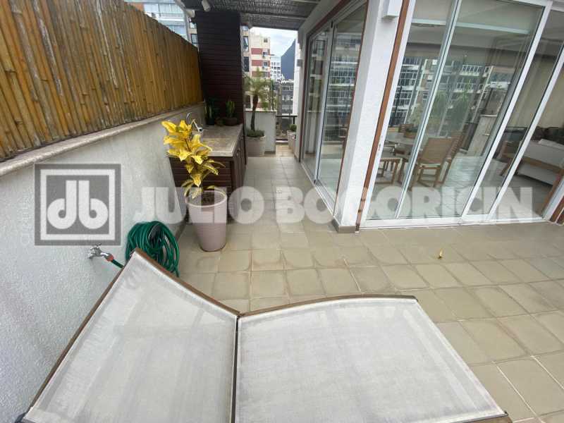 WhatsApp Image 2025-10-19 at 1 - 29