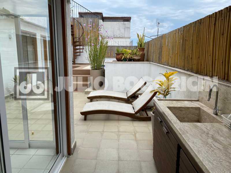 WhatsApp Image 2025-10-19 at 1 - 30