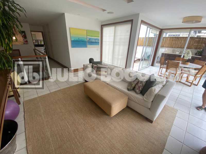 WhatsApp Image 2025-10-19 at 1 - 24