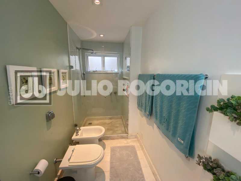 WhatsApp Image 2025-10-19 at 1 - 16