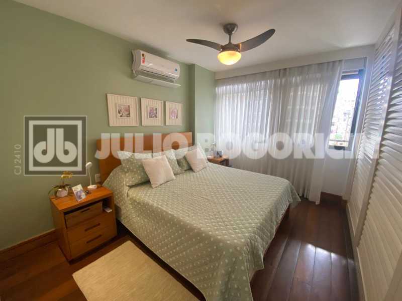 WhatsApp Image 2025-10-19 at 1 - 14