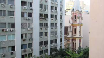 Imperdível - Gloria - Juntinho Metro - Lindo apartamento - Claro e ventilado - Silencioso - Sala - 1 quarto - Cozinha clara e espaçosa - Área de serviço arejada - 50m² no IPTU - Entrar, morar e ser feliz! - JBF16871