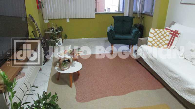 Conheça 6 do imóvel - Gloria - Juntinho Metro - Lindo apartamento - Claro e ventilado - Silencioso - Sala - 1 quarto - Cozinha clara e espaçosa - Área de serviço arejada - 50m² no IPTU - Entrar, morar e ser feliz! - JBF16871 - 6 6 - 6