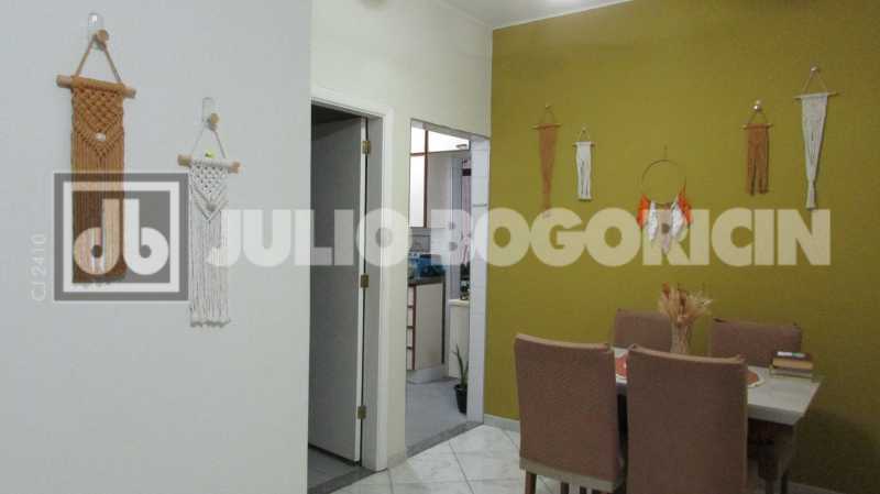 Conheça 8 do imóvel - Gloria - Juntinho Metro - Lindo apartamento - Claro e ventilado - Silencioso - Sala - 1 quarto - Cozinha clara e espaçosa - Área de serviço arejada - 50m² no IPTU - Entrar, morar e ser feliz! - JBF16871 - 8 8 - 8
