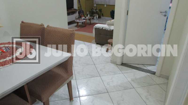 Conheça 14 do imóvel - Gloria - Juntinho Metro - Lindo apartamento - Claro e ventilado - Silencioso - Sala - 1 quarto - Cozinha clara e espaçosa - Área de serviço arejada - 50m² no IPTU - Entrar, morar e ser feliz! - JBF16871 - 14 14 - 14