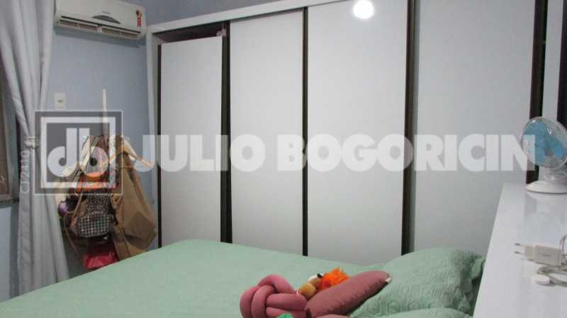 Conheça 22 do imóvel - Gloria - Juntinho Metro - Lindo apartamento - Claro e ventilado - Silencioso - Sala - 1 quarto - Cozinha clara e espaçosa - Área de serviço arejada - 50m² no IPTU - Entrar, morar e ser feliz! - JBF16871 - 22 22 - 22