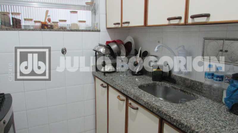 Conheça 30 do imóvel - Gloria - Juntinho Metro - Lindo apartamento - Claro e ventilado - Silencioso - Sala - 1 quarto - Cozinha clara e espaçosa - Área de serviço arejada - 50m² no IPTU - Entrar, morar e ser feliz! - JBF16871 - 30 30 - 30