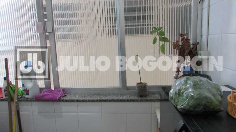 Conheça 36 do imóvel - Gloria - Juntinho Metro - Lindo apartamento - Claro e ventilado - Silencioso - Sala - 1 quarto - Cozinha clara e espaçosa - Área de serviço arejada - 50m² no IPTU - Entrar, morar e ser feliz! - JBF16871 - 36 36 - 36