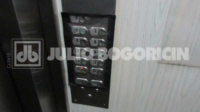 Conheça 37 do imóvel - Gloria - Juntinho Metro - Lindo apartamento - Claro e ventilado - Silencioso - Sala - 1 quarto - Cozinha clara e espaçosa - Área de serviço arejada - 50m² no IPTU - Entrar, morar e ser feliz! - JBF16871 - 37 37 - 37