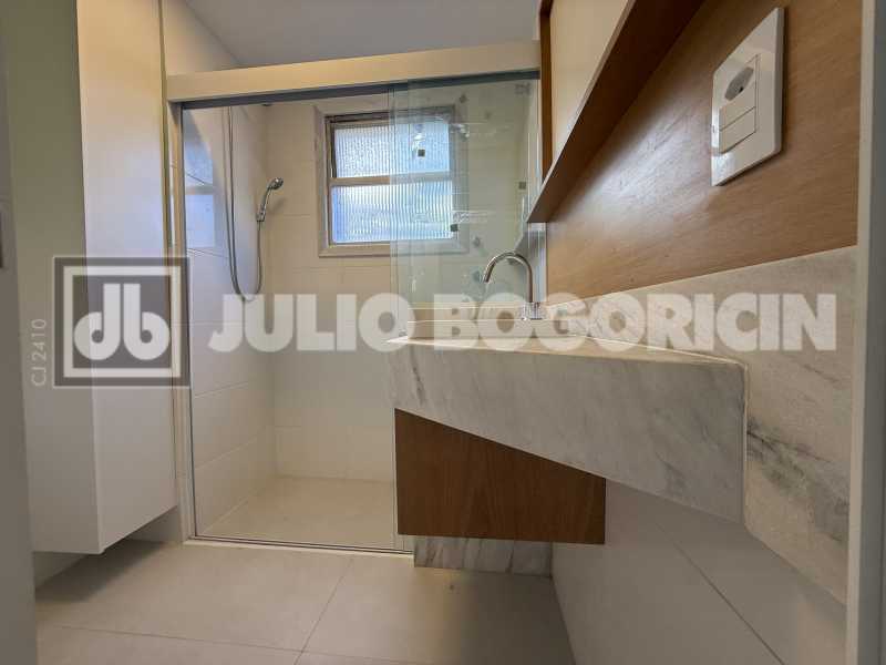 Banheiro Suíte  - 13