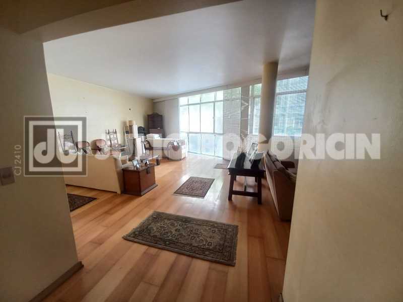 IMG-20251021-WA0061 - 3