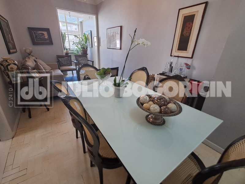 27b6e6ee-fd35-4422-9401-27cb52 - 1