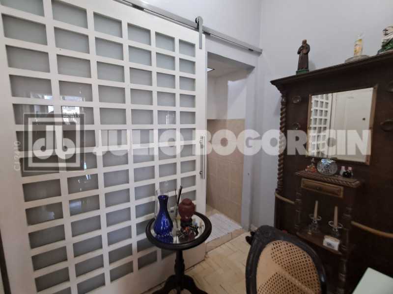 74cb8dd6-819b-4ebe-b3ff-4920c5 - 4