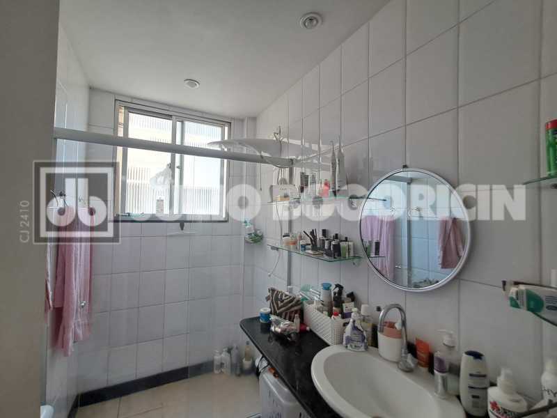 6895fe35-f7e9-4ab9-a90b-5dc5b7 - 26