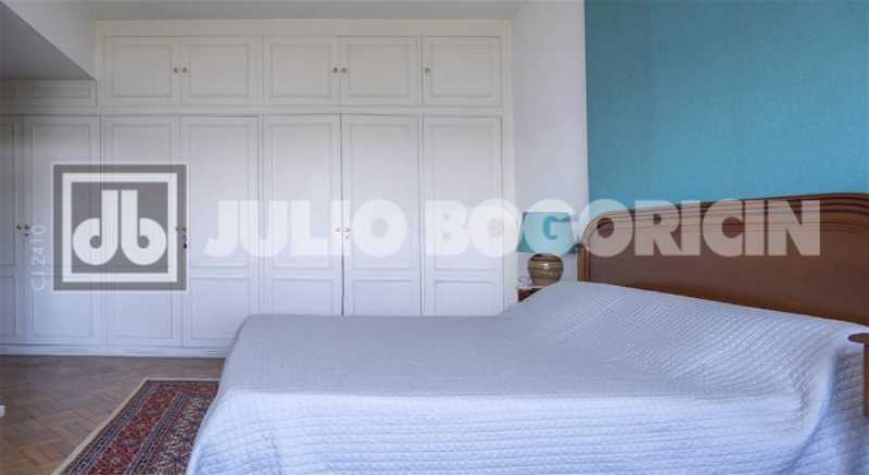 WhatsApp Image 2025-10-14 at 1 - 15