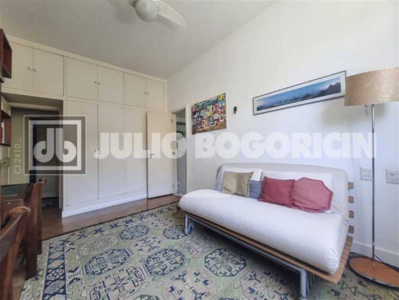 WhatsApp Image 2025-10-14 at 1 - 19