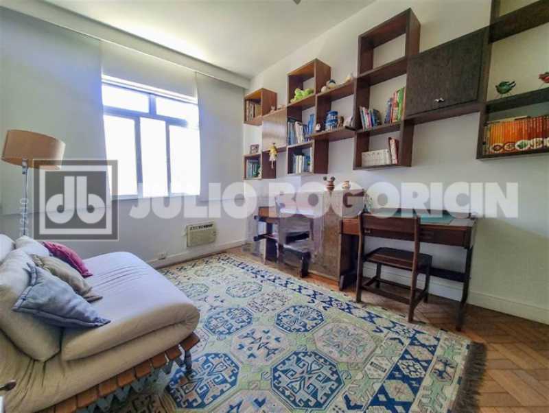 WhatsApp Image 2025-10-14 at 1 - 20