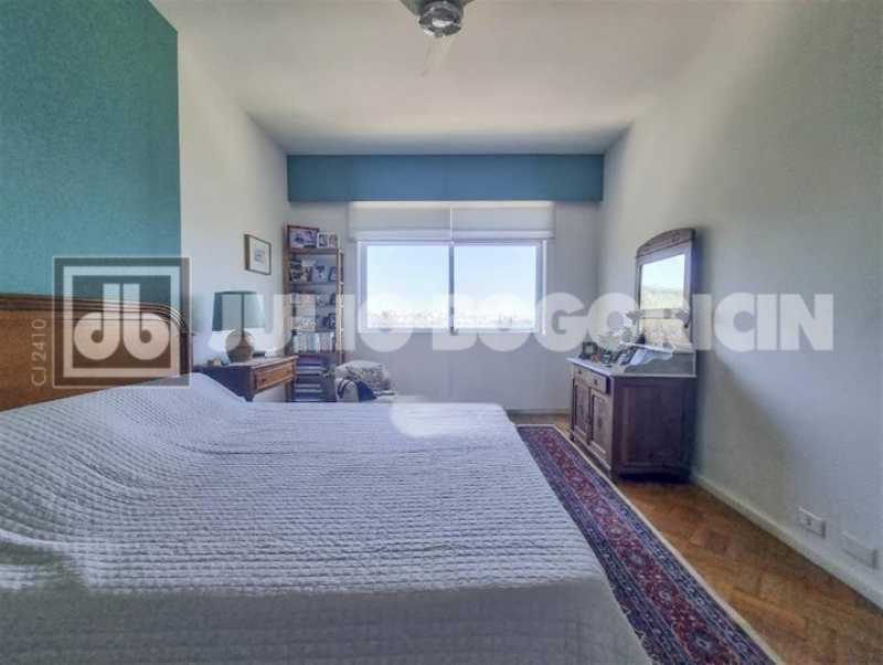 WhatsApp Image 2025-10-14 at 1 - 22