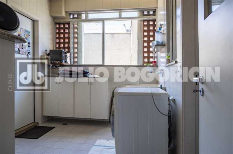 WhatsApp Image 2025-10-14 at 1 - 25