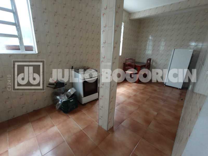 JBI61696 21. - 17