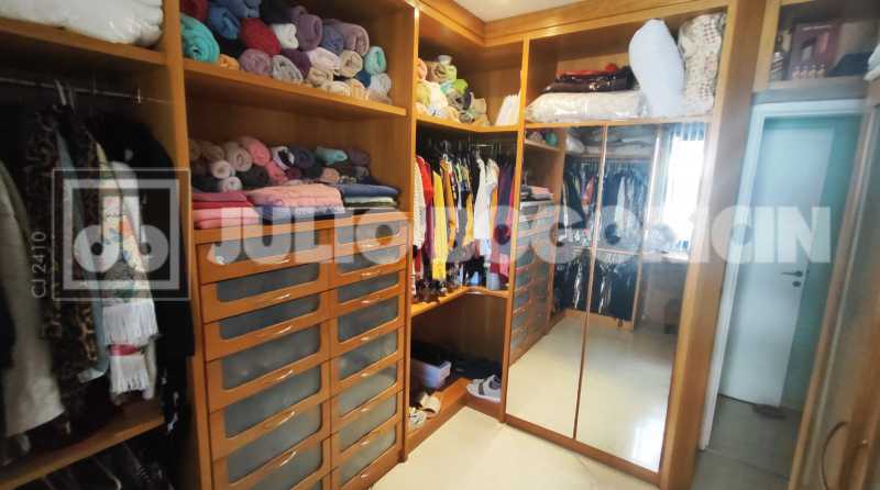 8ad1cd56-33f0-45be-85c2-c5d5af - 11