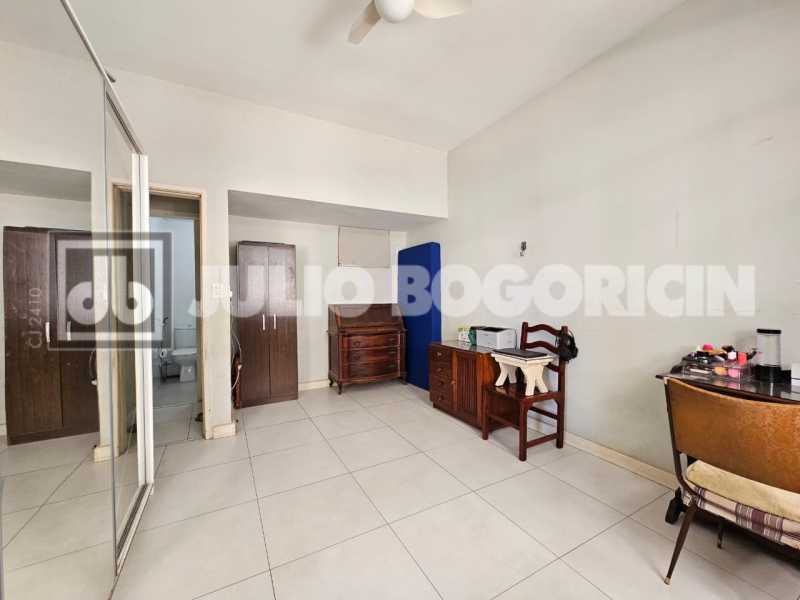 5a7db077-fafd-400d-8dd3-bffecb - 19