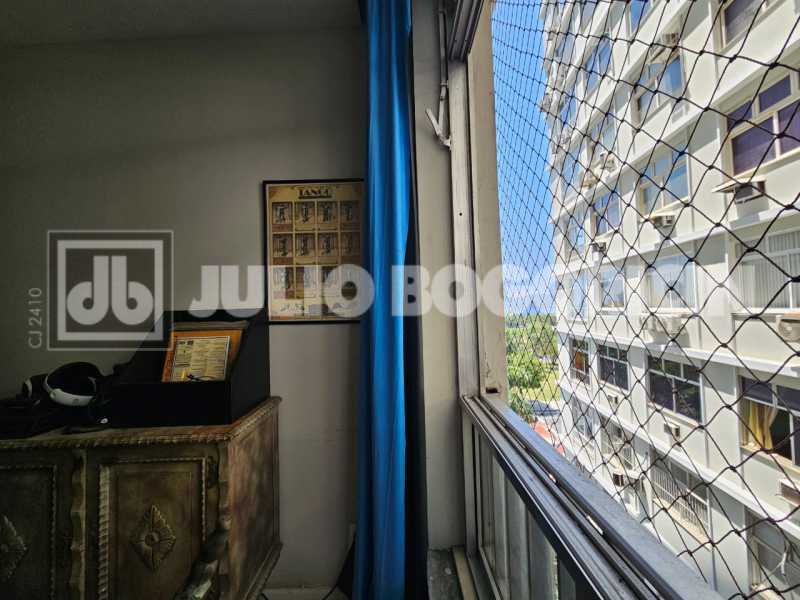 6eac0e63-711b-4316-b236-4d49af - 6