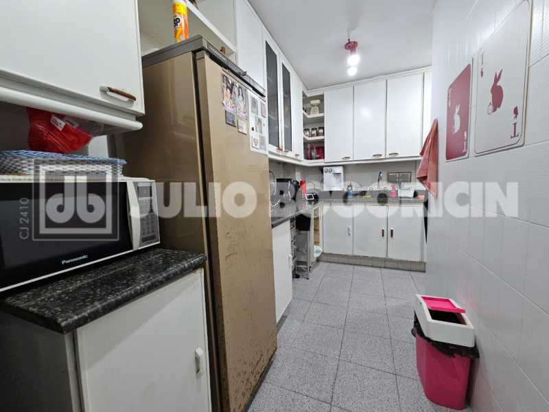 8f0eec19-3479-44c4-8f68-ede3c4 - 22