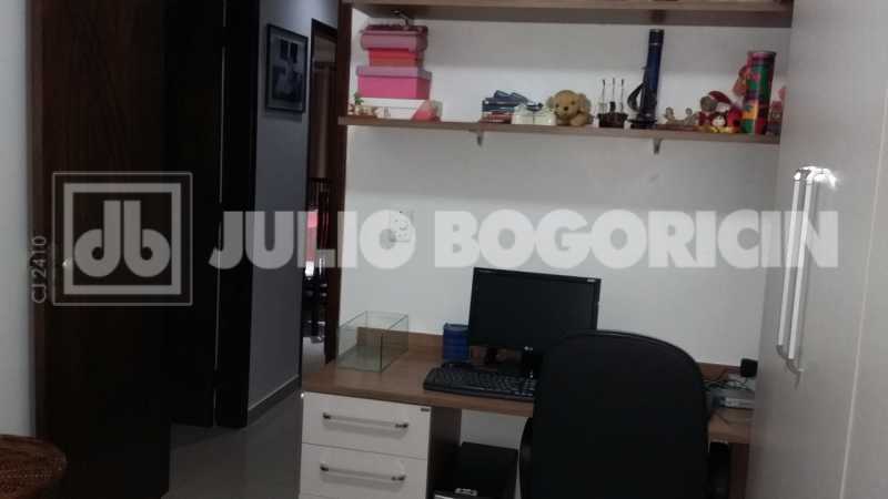 WhatsApp Image 2025-10-22 at 1 - 4