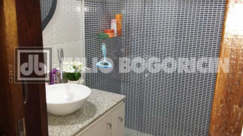 WhatsApp Image 2025-10-22 at 1 - 13