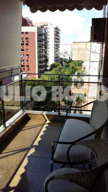 WhatsApp Image 2025-10-22 at 1 - 17