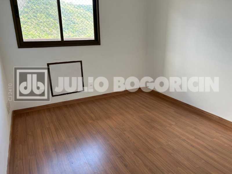Conheça 12-Quarto do imóvel - Curicica 4 quartos 1 suíte varanda sala L 2 vagas lazer completo no condomínio - JBRB41860 - 12 12-Quarto - 12