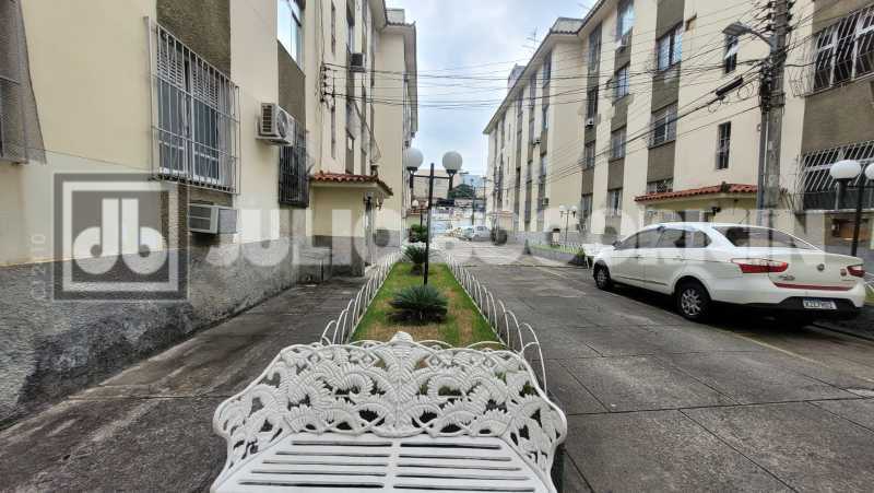 Conheça 39. do imóvel - apto 3 quartos, 2 banheiros, prox.a todo comércio , portaria - JBM306566 - 35 39. - 35