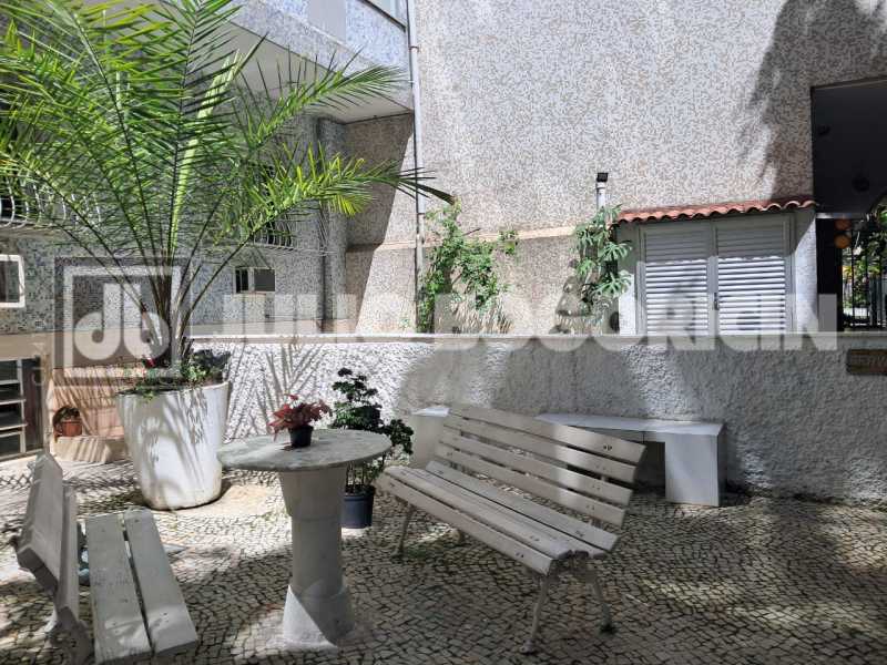 Conheça 7881c7f9-0bd4-41df-9218-4a8360 do imóvel - Maravilhosa Localização , juntinho a tudo de melhor que existe no Flamengo , andar alto , apto de sala quarto ,cozinha , banheiro social , vazio - JBF16893 - 30 7881c7f9-0bd4-41df-9218-4a8360 - 30
