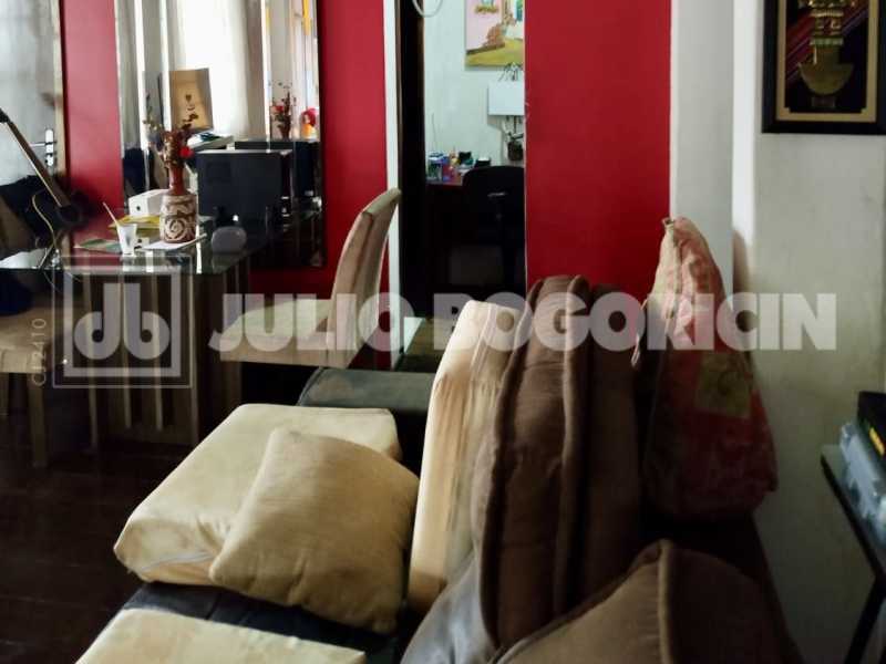 95773de2-c98a-40dc-842c-650dc6 - 7