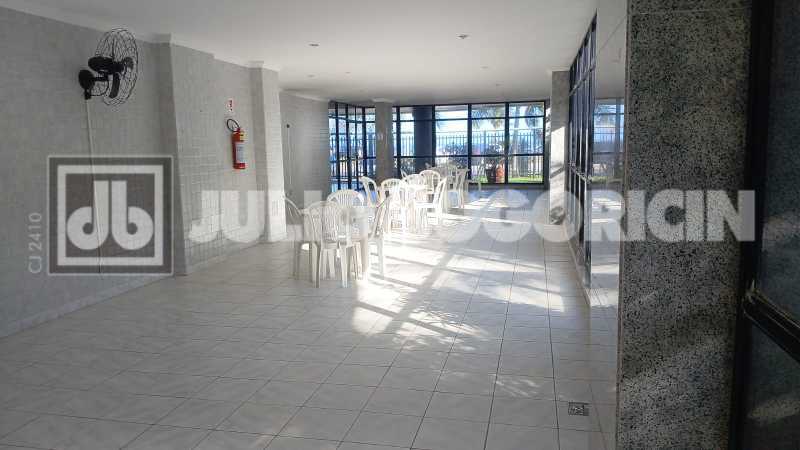 Conheça 7232055e-4549-4989-83b3-5e0db0 do imóvel - Recreio frontal mar varanda 3 suítes sala 2 vagas prédio com infra estrutura - JBRB319020 - 29 7232055e-4549-4989-83b3-5e0db0 - 29