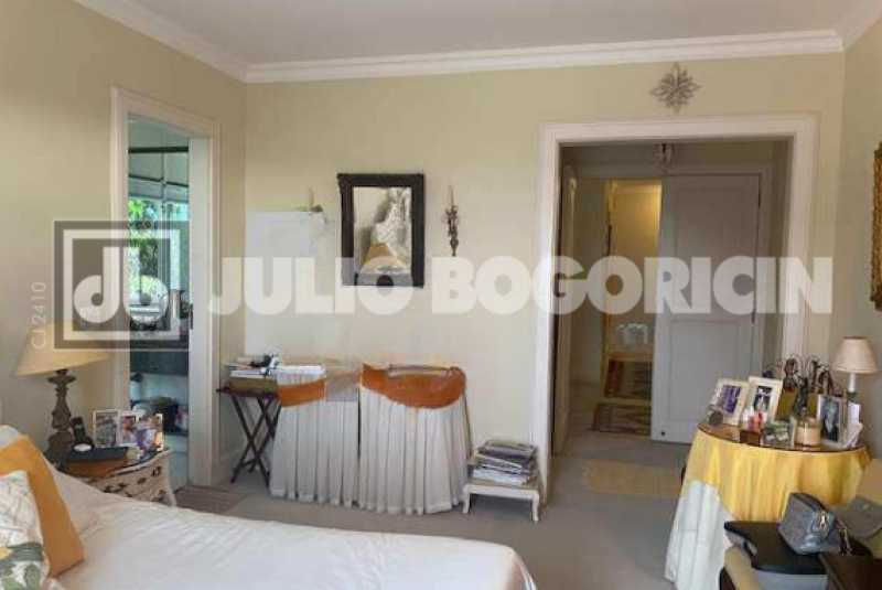 WhatsApp Image 2025-10-24 at 1 - 11