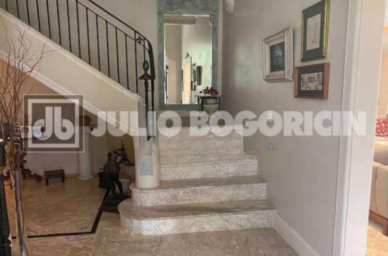 WhatsApp Image 2025-10-24 at 1 - 15