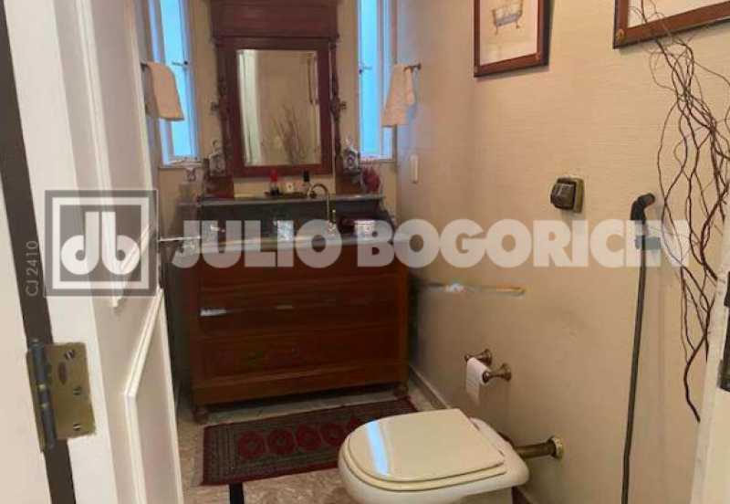 WhatsApp Image 2025-10-24 at 1 - 23