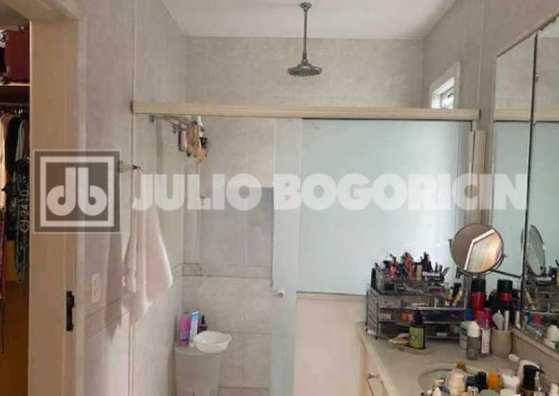 WhatsApp Image 2025-10-24 at 1 - 25